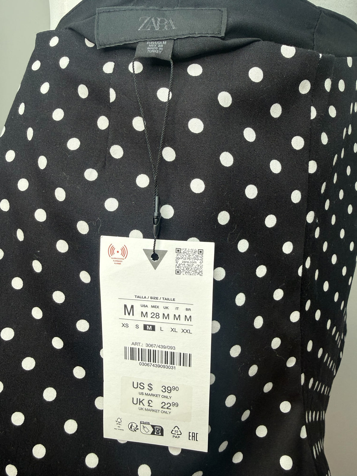 ZARA Polka Dot Patterned Shorts Size M