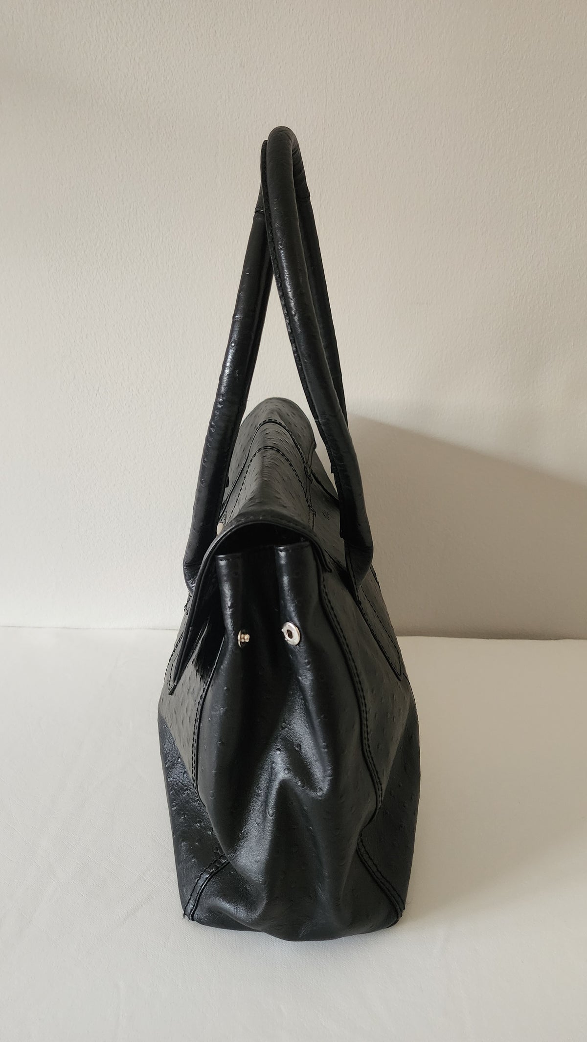 Tula Black Leather Shoulder Bag Ostrich Embossed Texture