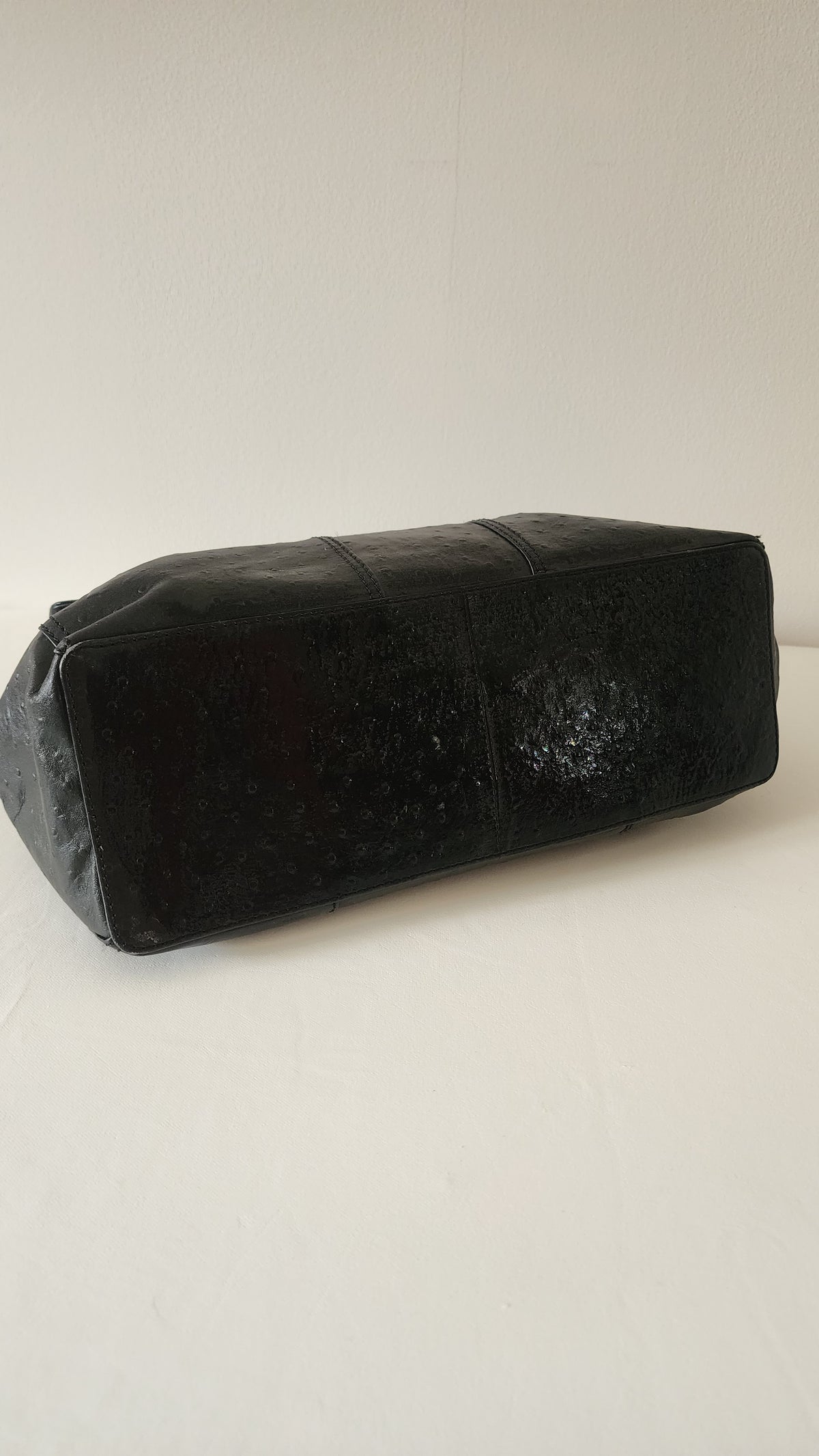 Tula Black Leather Shoulder Bag Ostrich Embossed Texture