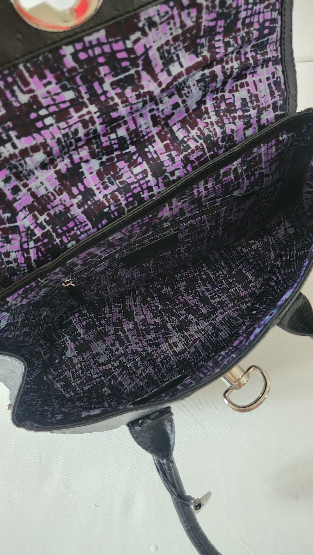 Tula Black Leather Shoulder Bag Ostrich Embossed Texture