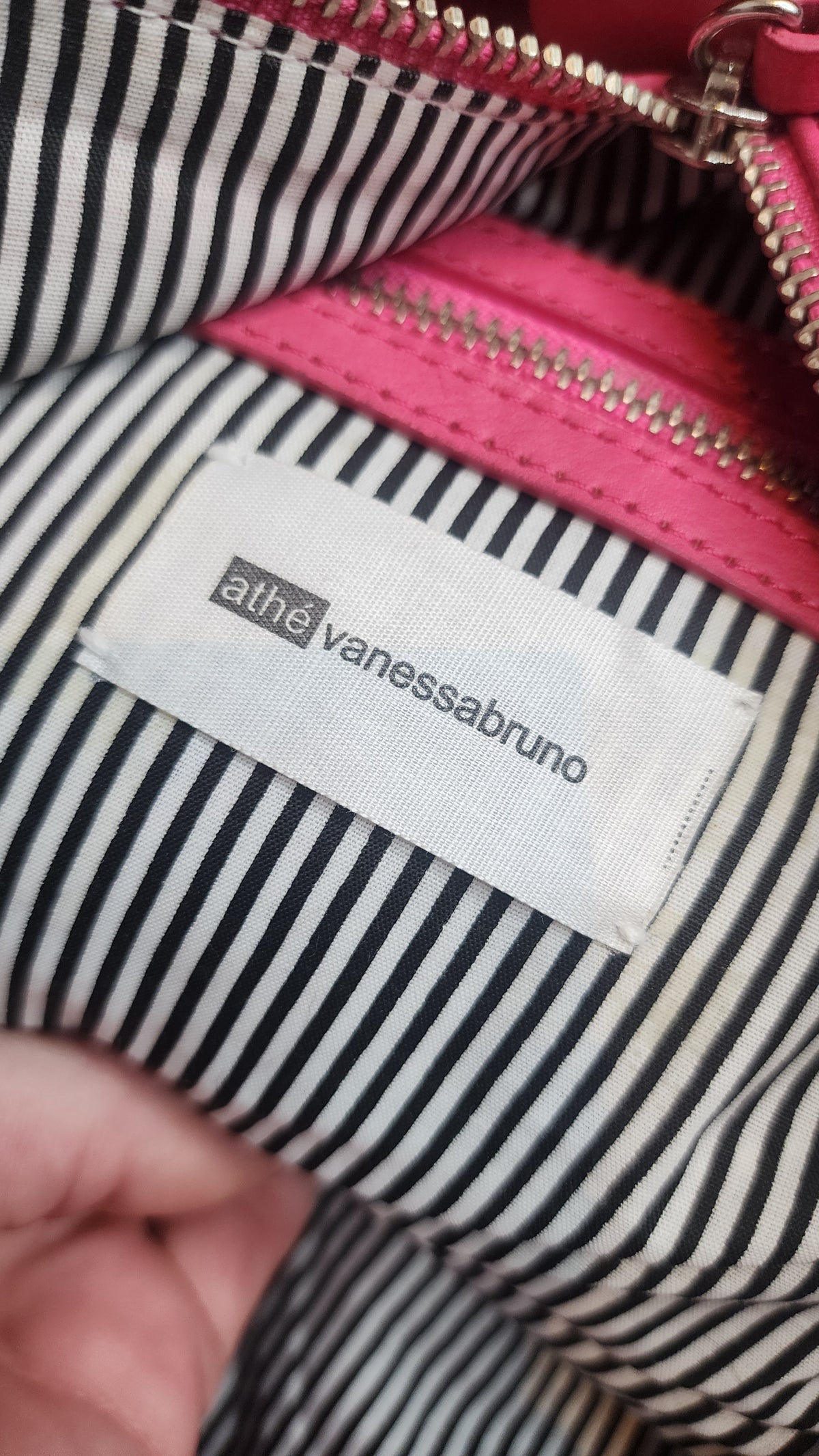 Vanessa Bruno Large Leather Lune 48H Duffle Holdall Magenta Pink