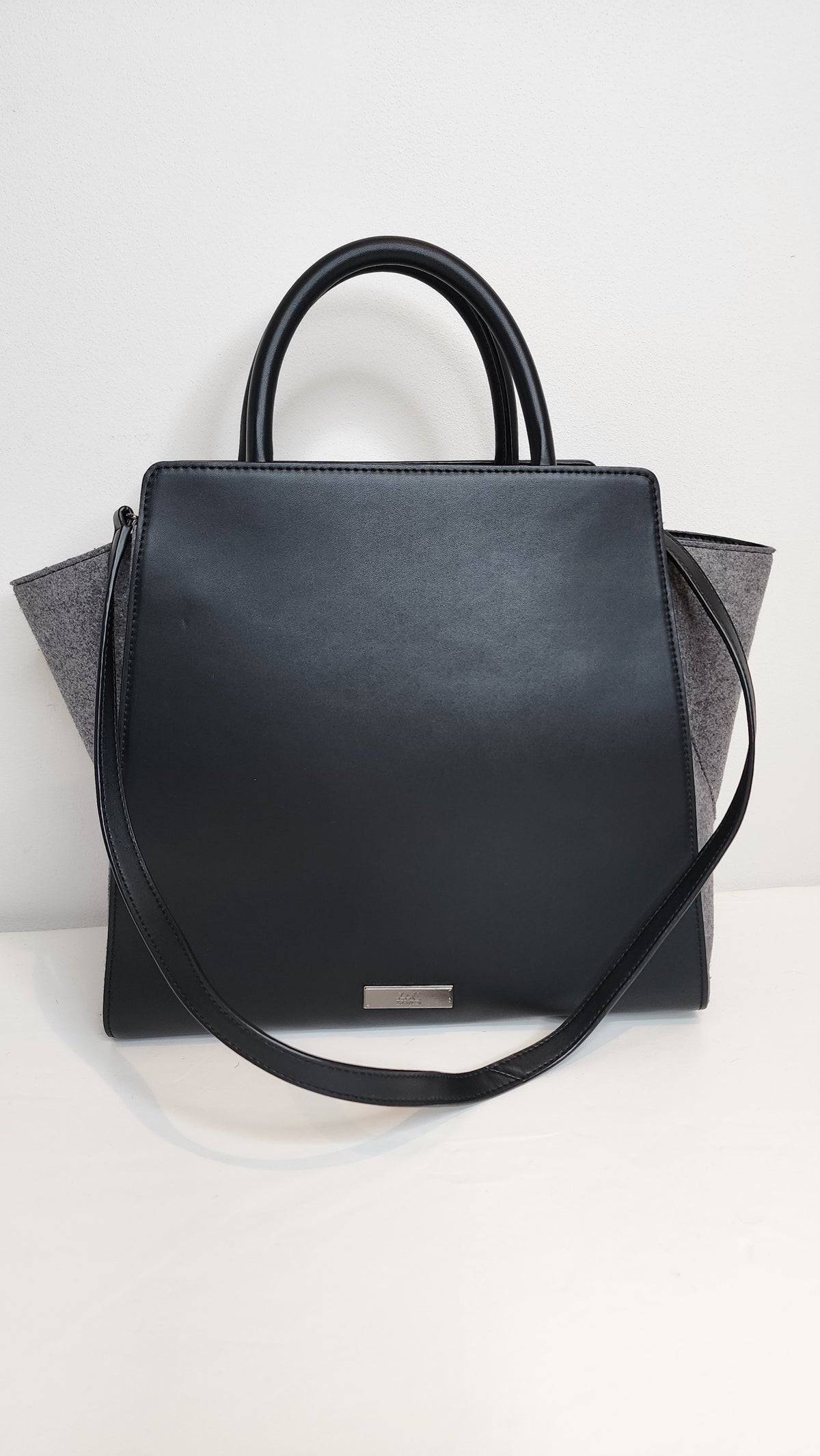 Zac Posen Eartha Structured Top-Handle Bag