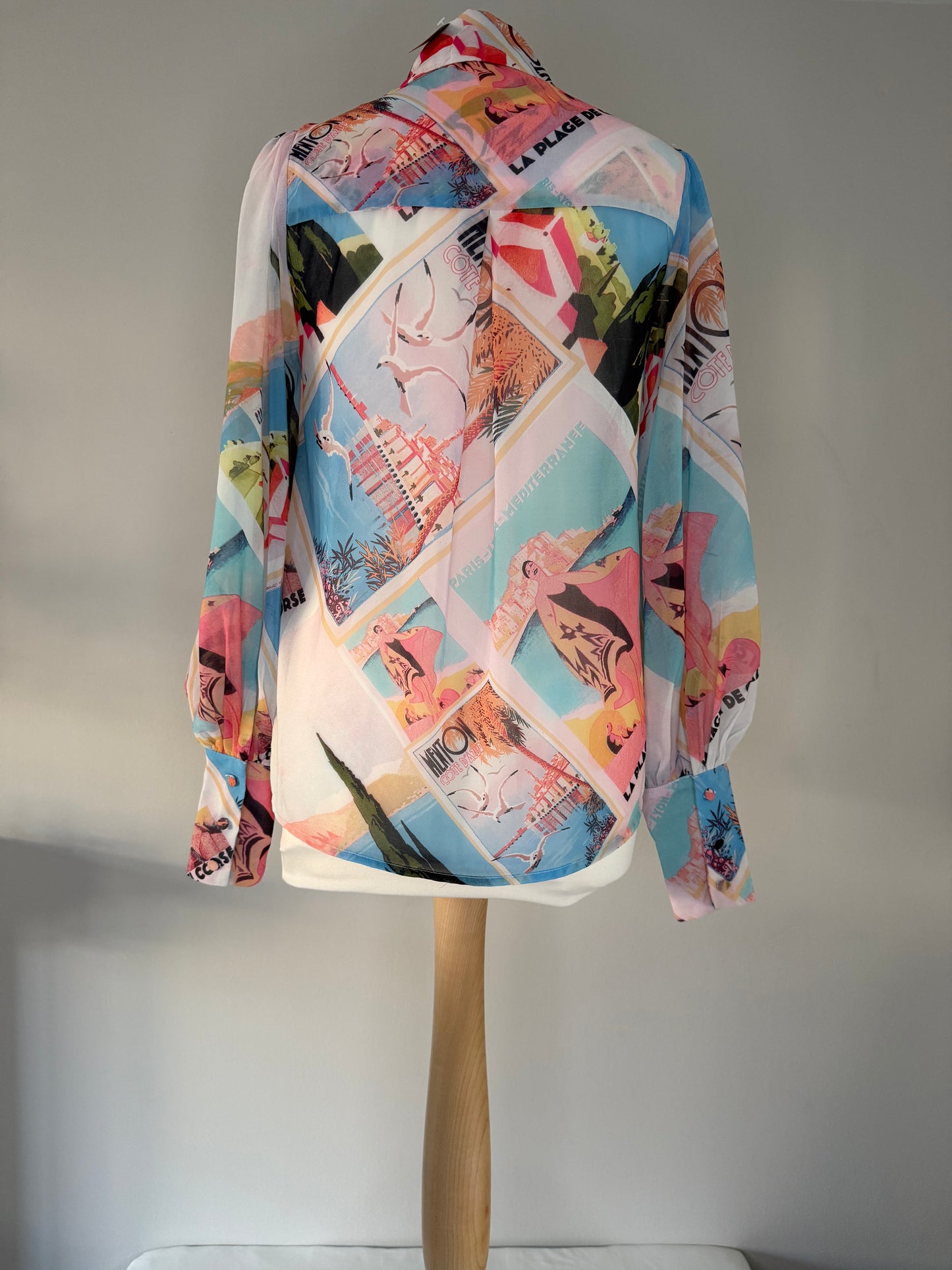 RNWY Long Sleeve Button Down Graphic Print Collared Blouse Size XS