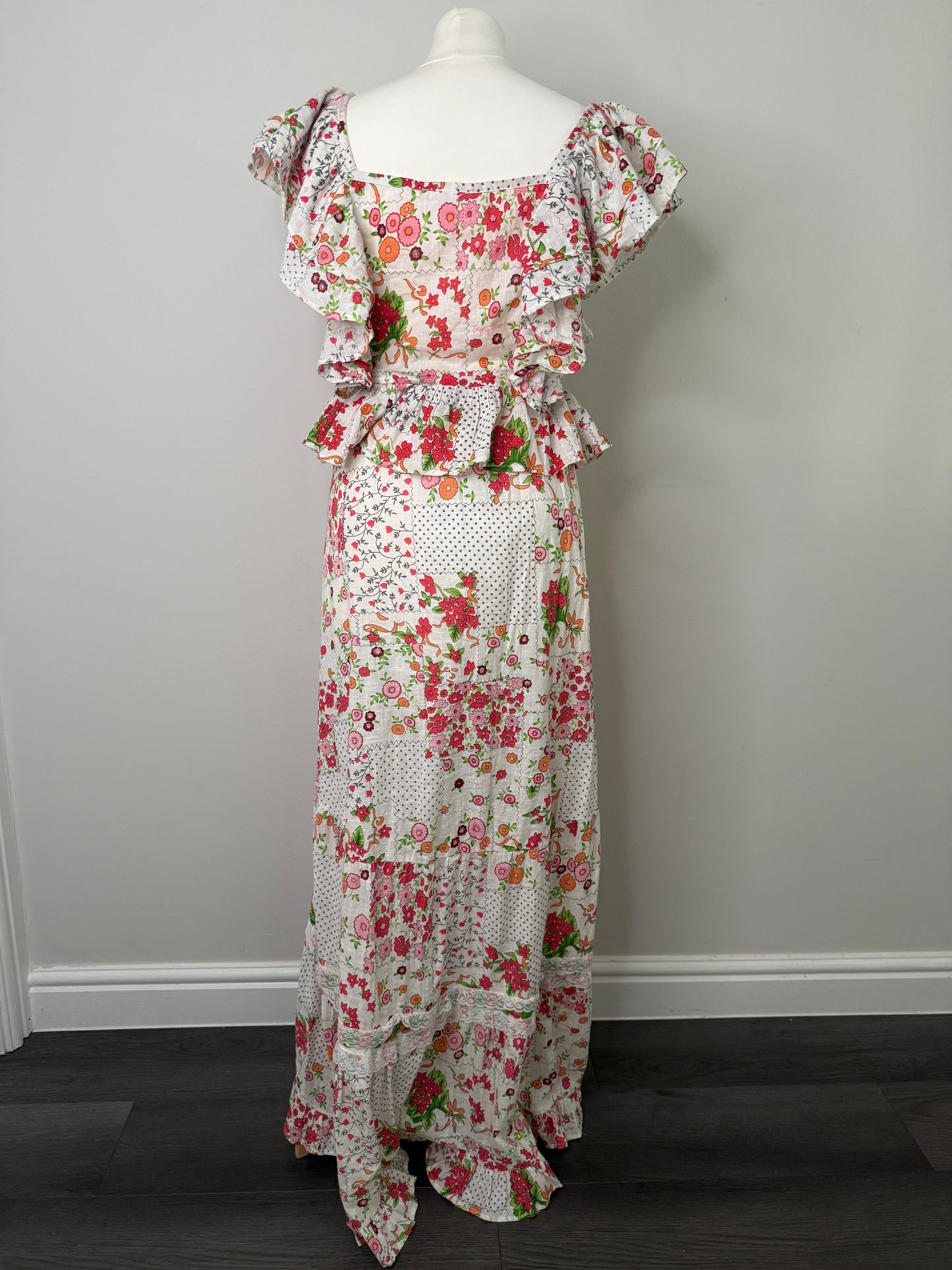 Gipsy Queen 2 Piece Skirt & Top Size S