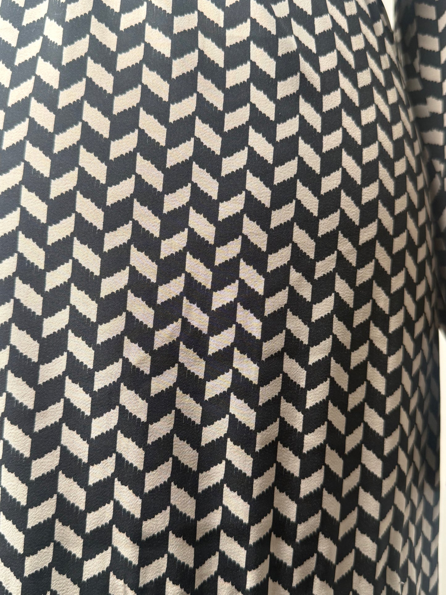 Armani Exchange Black & Cream Dress Size 0 (UK 6)